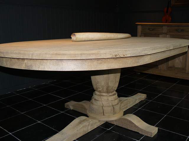 TABLE OLD OAK