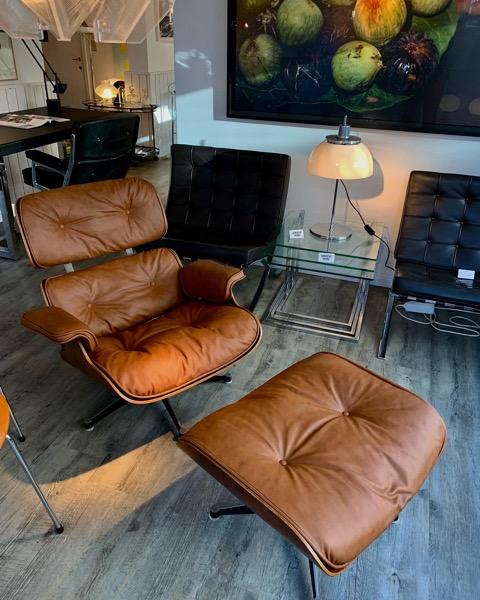 1st edition late the 50s eames + ottoman in cognac leather Rio rosewood in very good condition ! 