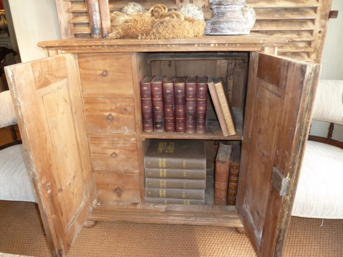 WORKTABLE , DESK, 2.5 M X 0.80 M